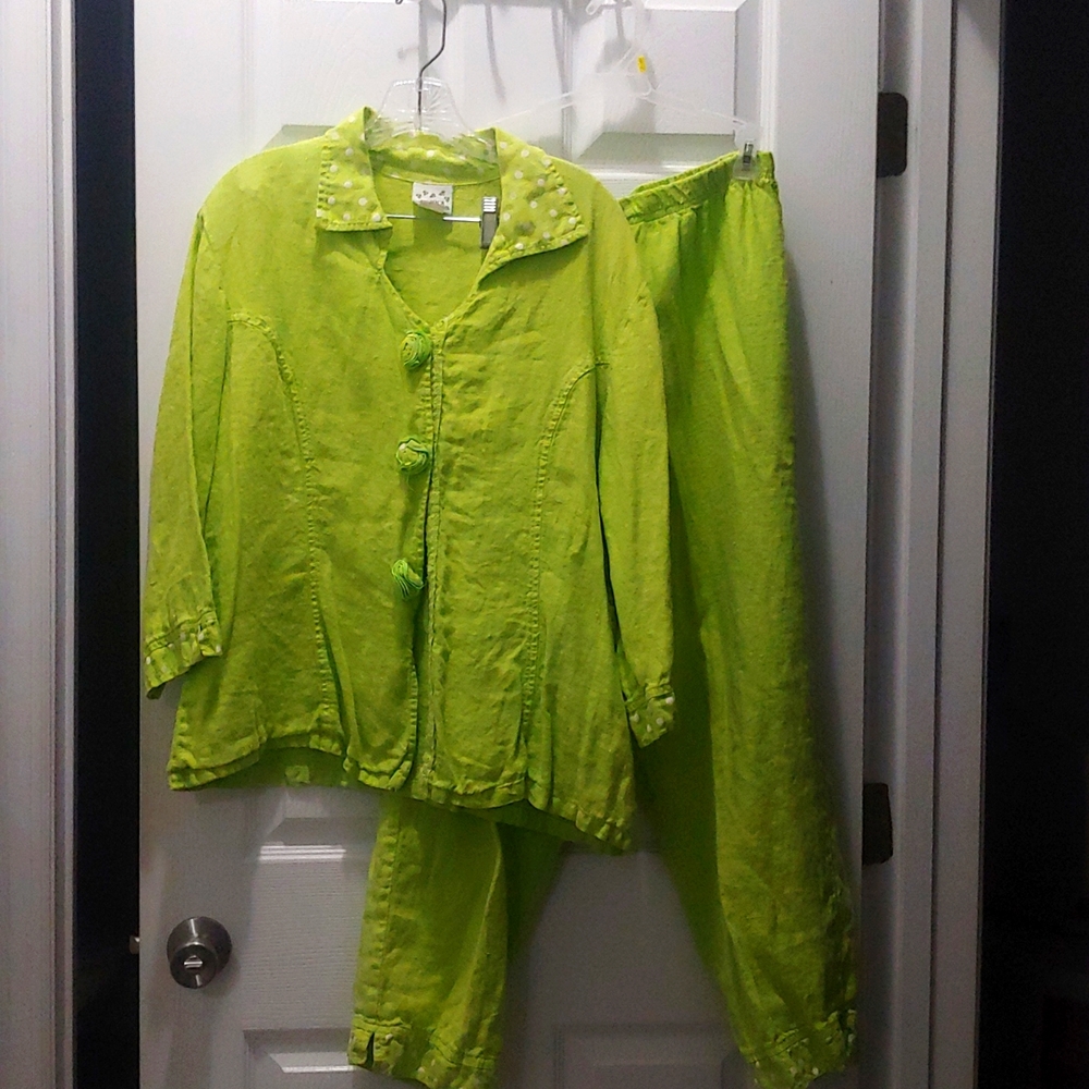 Ladies pants set
